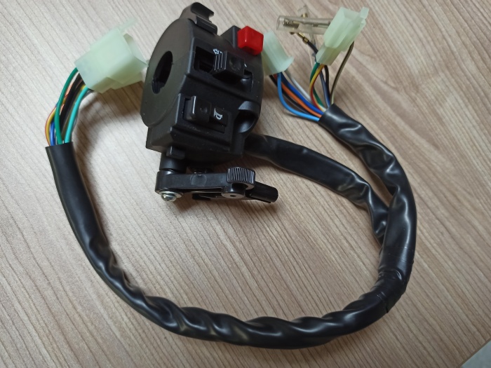 Right handle switch assembly