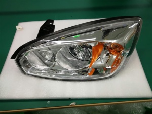 GM2502235/ GM2503235 FIT For 2004-2008 Chevy Malibu Halogen Headlight Headlamp