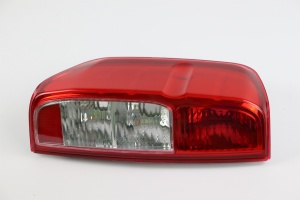 26555-EB38A Or 26550-EB750 / 05-15 For Nissan Navara D40 Red Rear Bumper Light