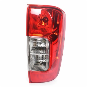 26559 4JA0A Or 26554 4JA0A Red Shell Halogen For Nissan Navara NP300 D23 Ute 2015~2019 Rear Tail Light