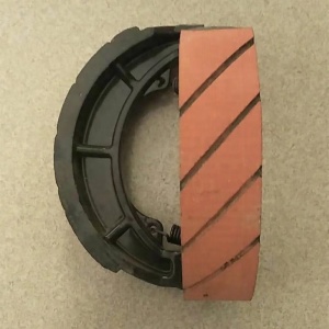Brake shoe for CG125