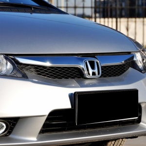 Honda Civic 2009 front bumper grill