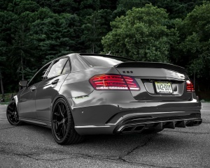 Mercedes-Benz E-class w212 2011-2015 upgrade E63 amg body kit grille headlight taillight exhaust port
